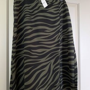 Animal print skirt.